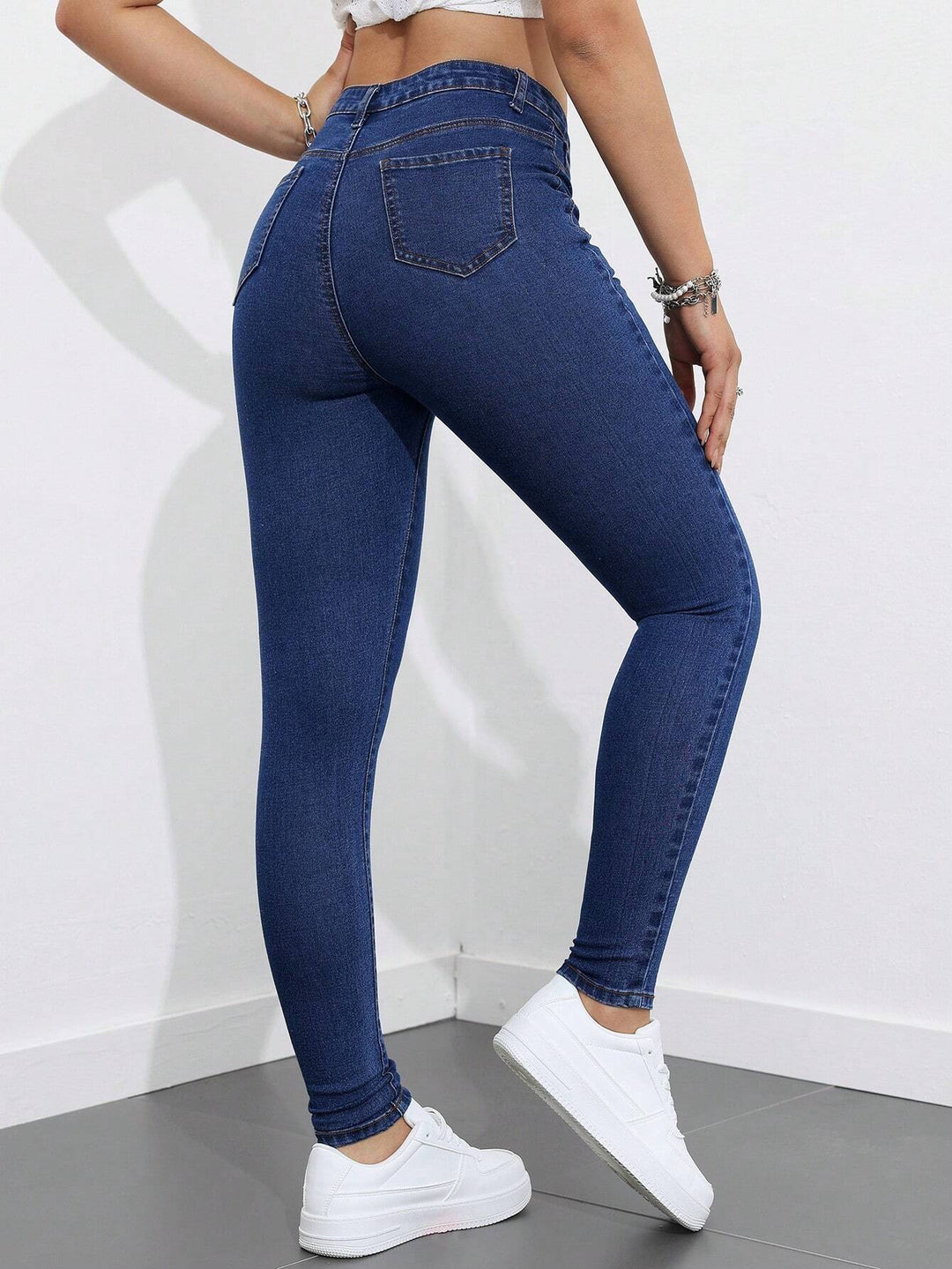 Women's Classic Skinny Jeans Pants – Sleek Slim Fit