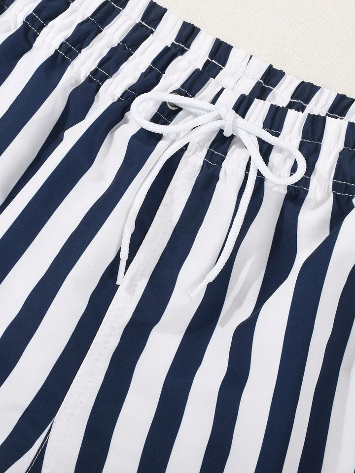 Men's Summer Short with Stripes and Drawstring